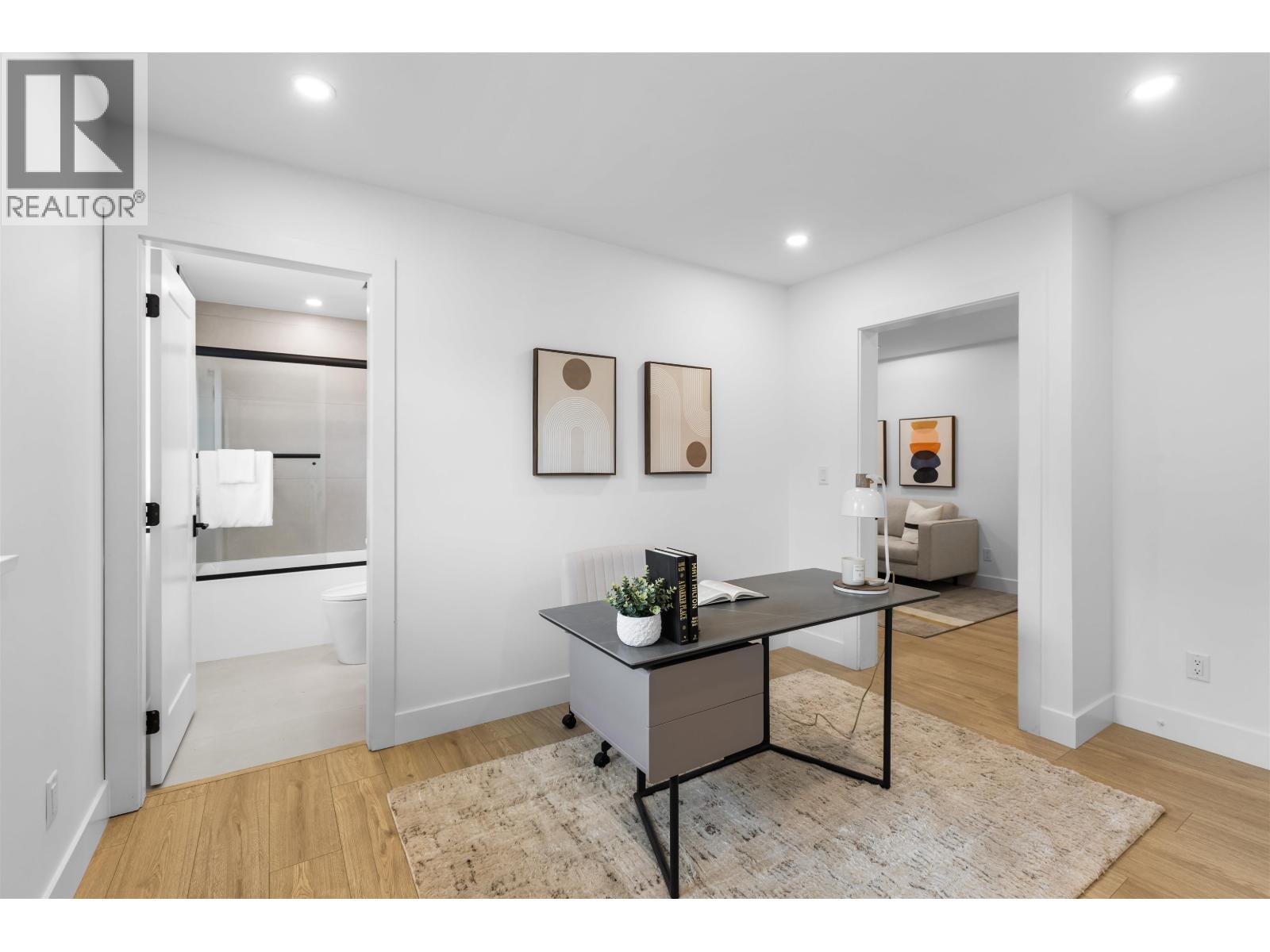 2 7353 12TH AVENUE, Burnaby