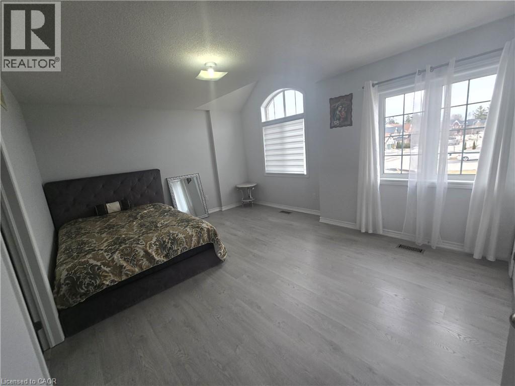 175 GOLD PARK Gate - 21