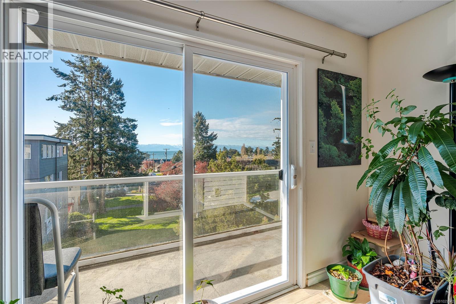 #308 1351 ESQUIMALT RD - 5