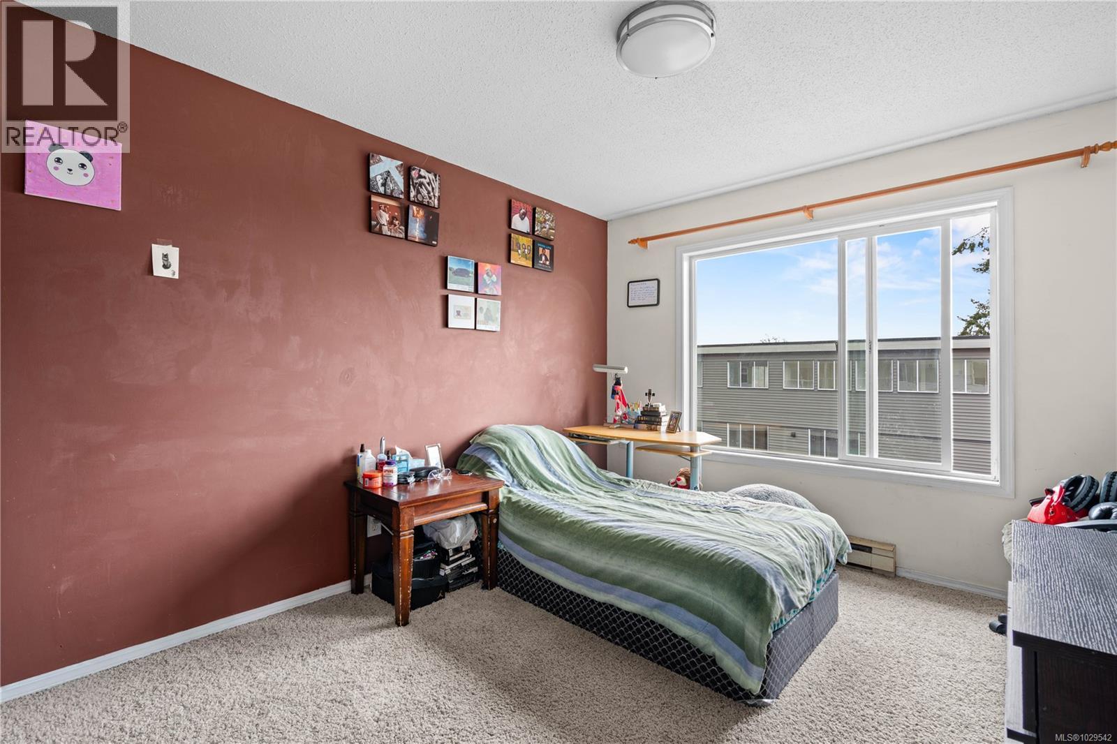 #308 1351 ESQUIMALT RD - 26