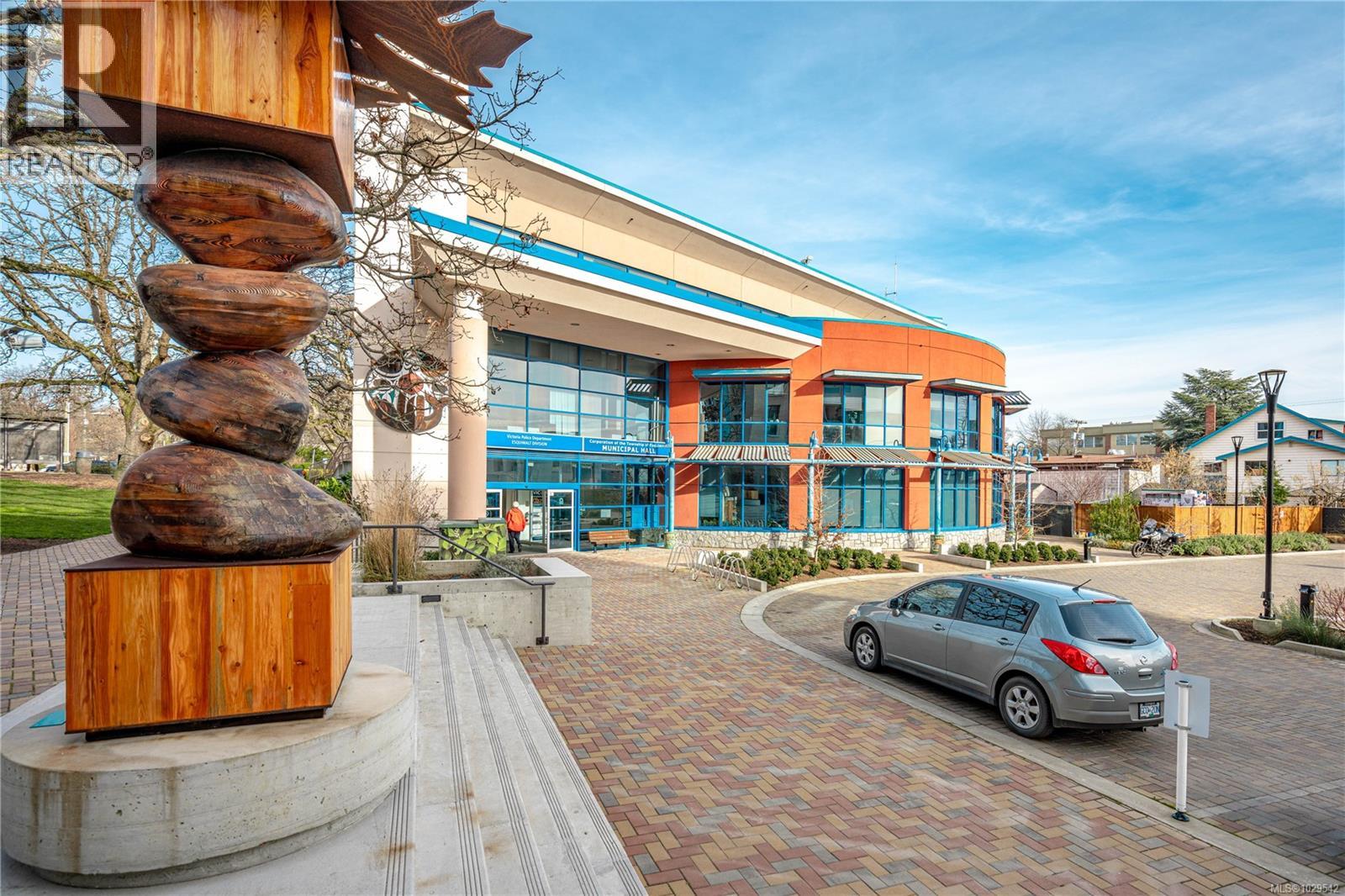 #308 1351 ESQUIMALT RD - 55