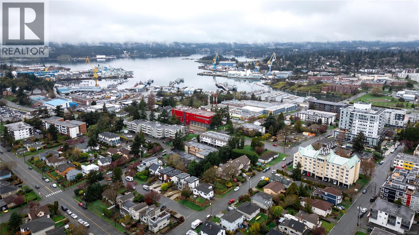 #308 1351 ESQUIMALT RD - 51