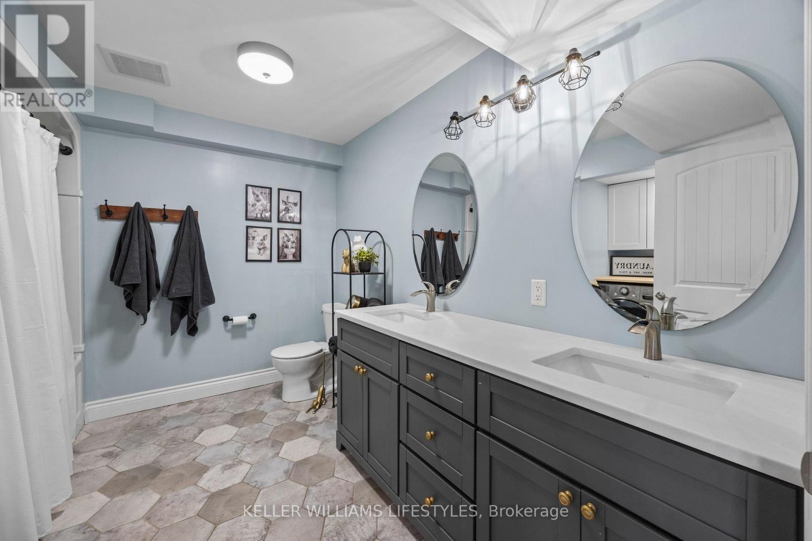 4 ALMA STREET Property Photo
