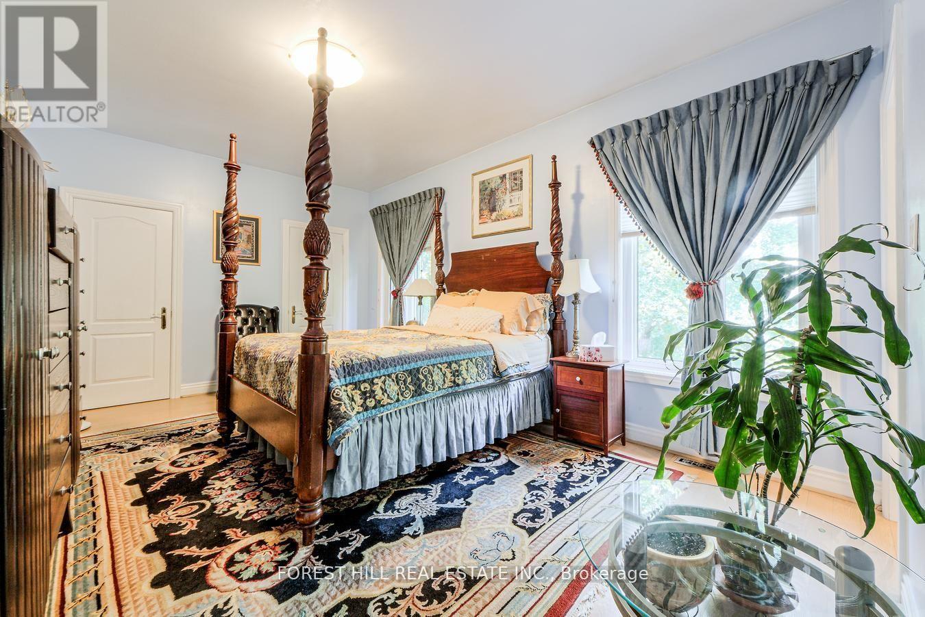46 WIMPOLE DRIVE - 24
