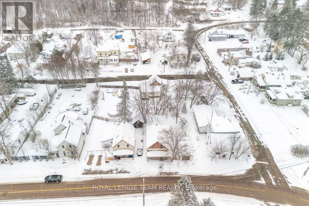 197 QUEEN STREET, Killaloe, Hagarty and Richards, Ontario, K0J2A0 — Photo 29