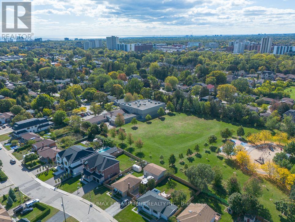 2510 DONNAVALE DRIVE,Mississauga (Cooksville),,
