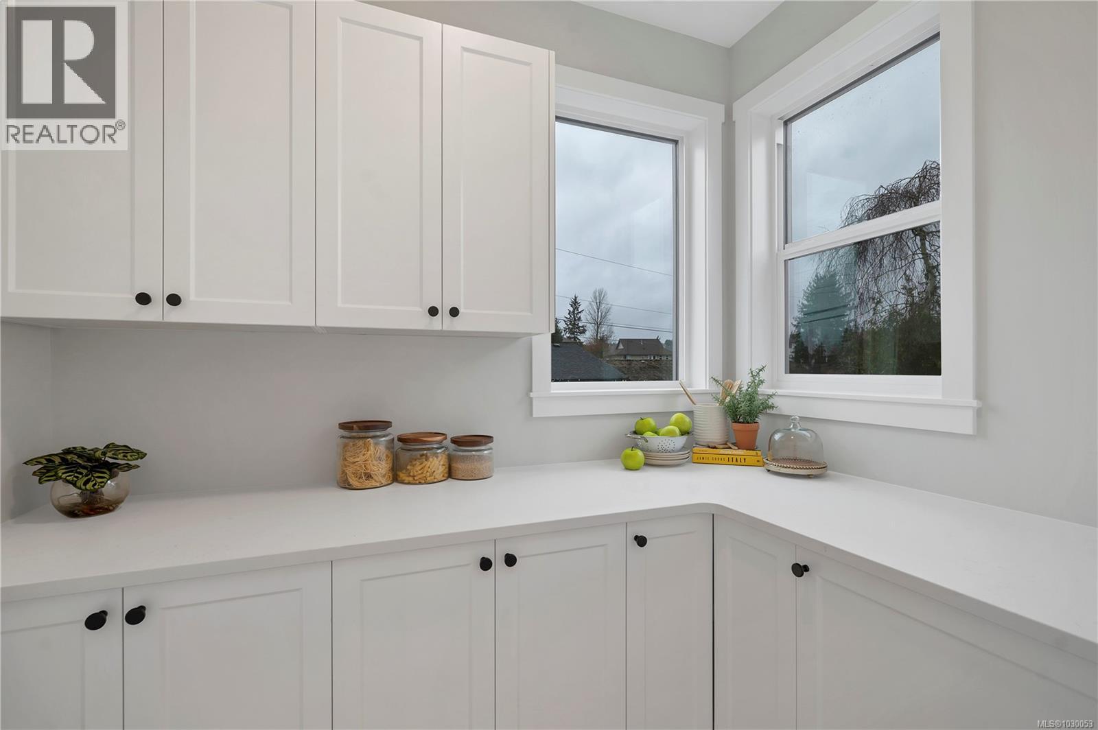 2022A GALERNO RD - 9