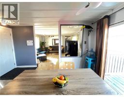 35 Cypress Mobile Home Park, Maple Creek, SK S0N1N0 Photo 11