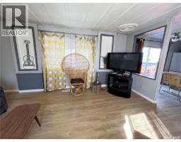 35 Cypress Mobile Home Park, Maple Creek, SK S0N1N0 Photo 14