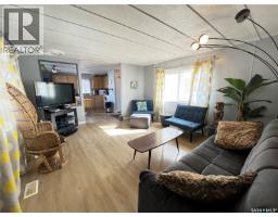 35 Cypress Mobile Home Park, Maple Creek, SK S0N1N0 Photo 15