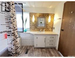 35 Cypress Mobile Home Park, Maple Creek, SK S0N1N0 Photo 23