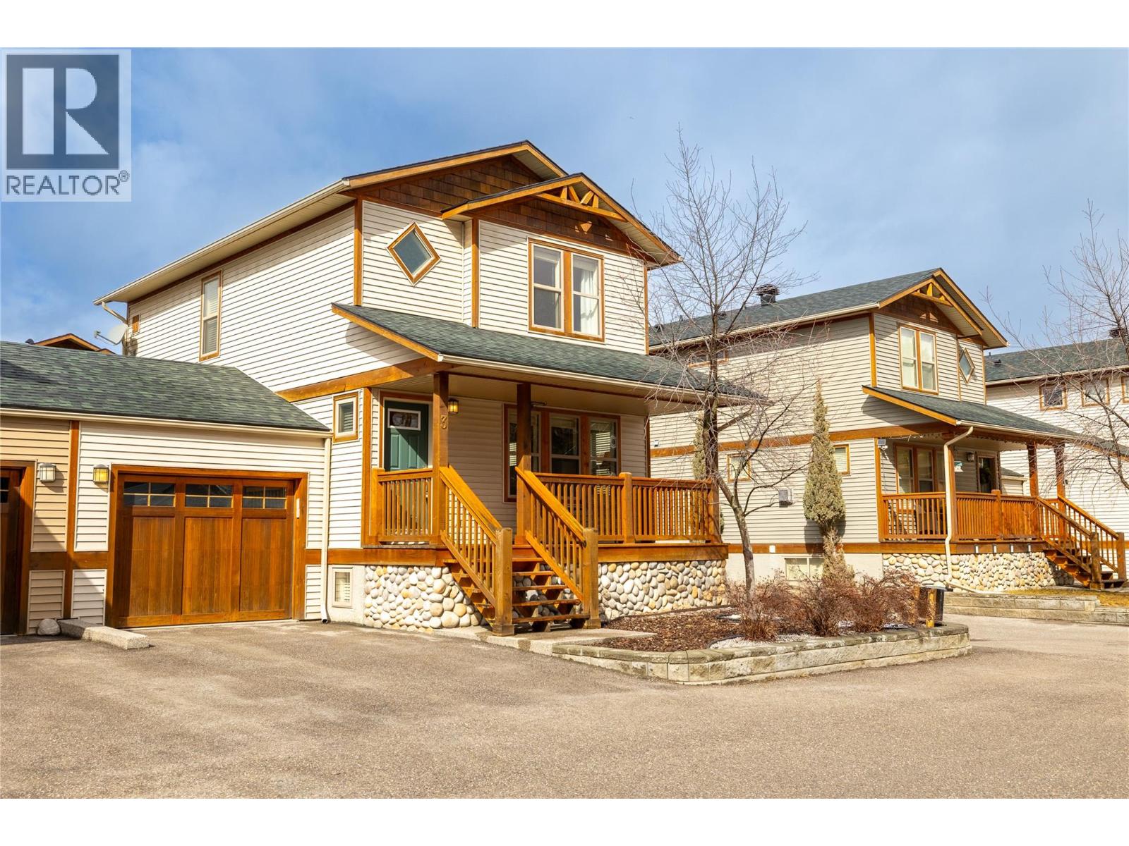 3 130 11th Avenue, Invermere