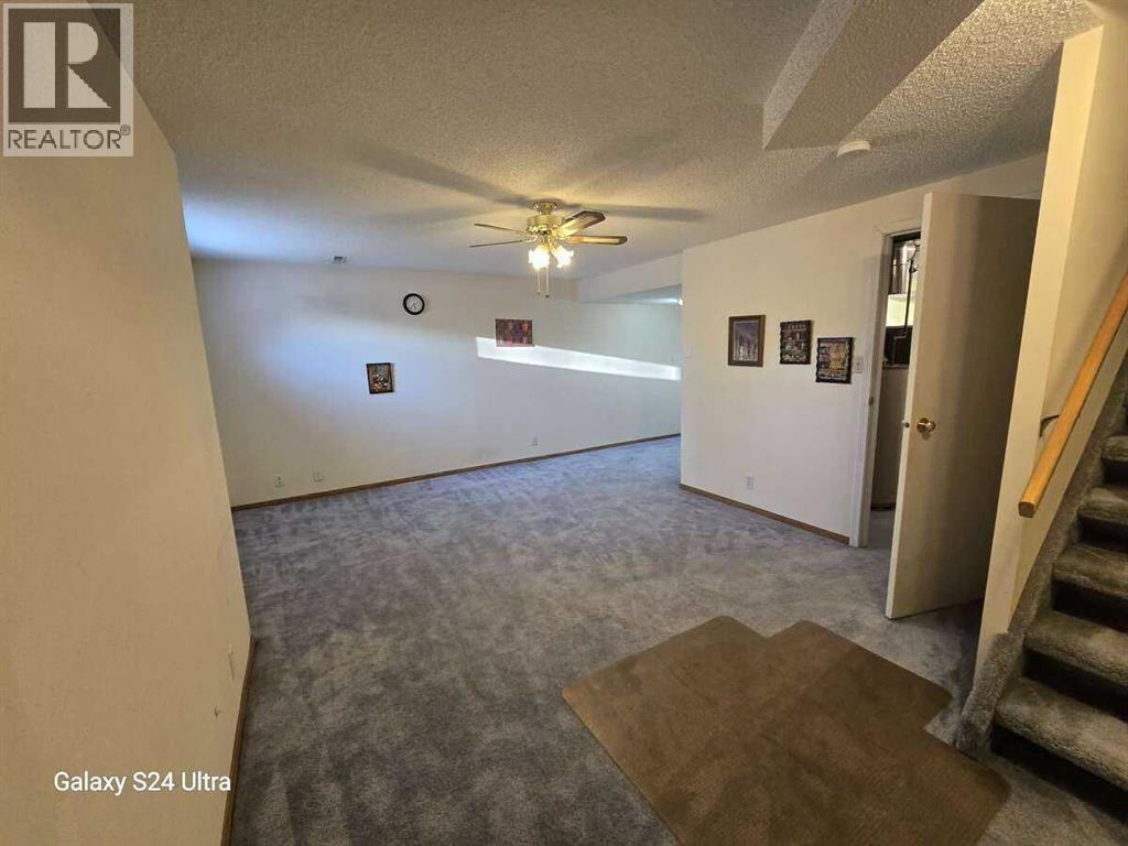 Single Family House for Sale in   Street SE Penbrooke Meadows Calgary 