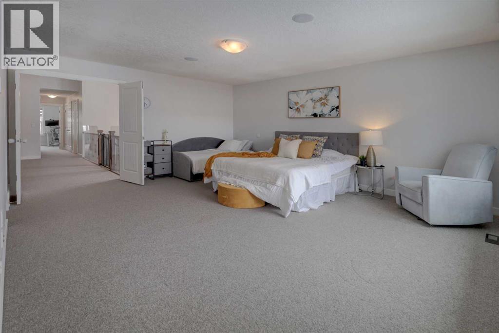 Single Family House for Sale in  Sherwood Boulevard NW Sherwood Calgary 