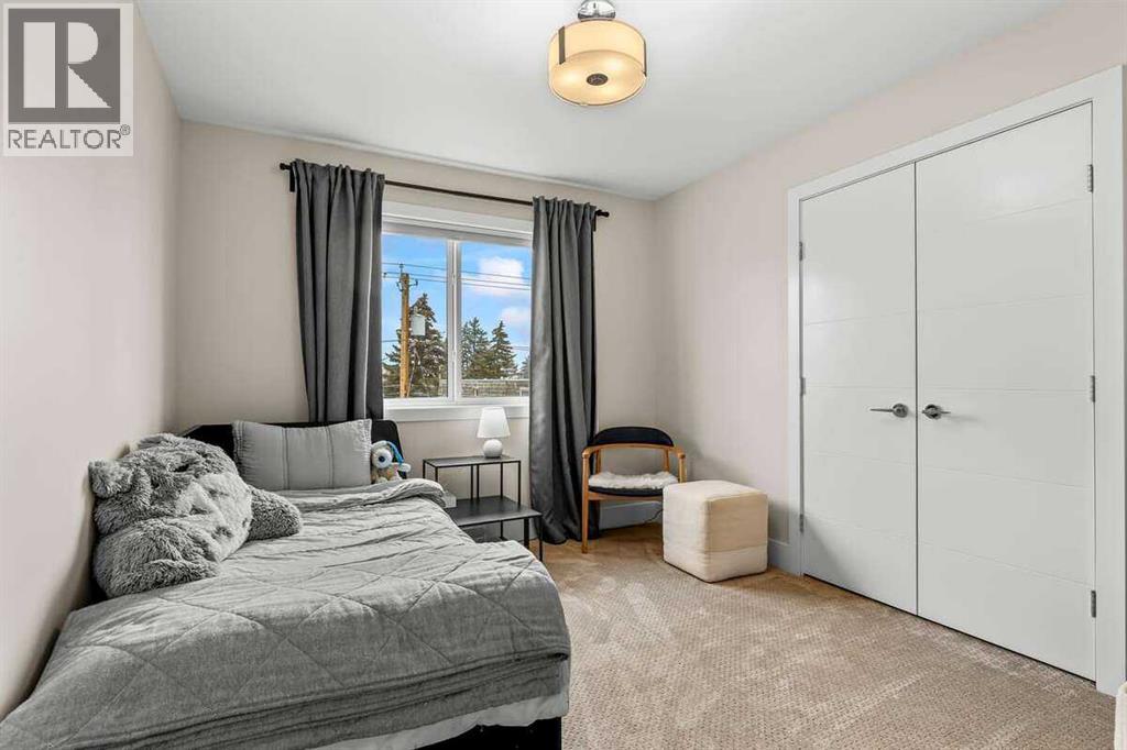 Single Family House for Sale in   Avenue SW Rosscarrock Calgary 