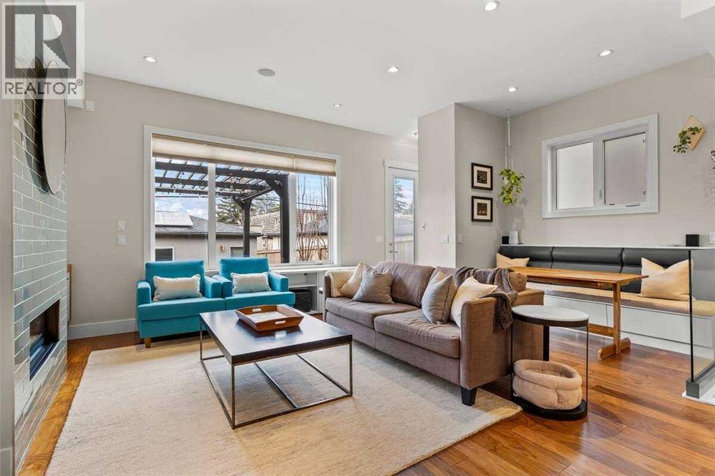 Single Family House for Sale in   Avenue SW Rosscarrock Calgary 