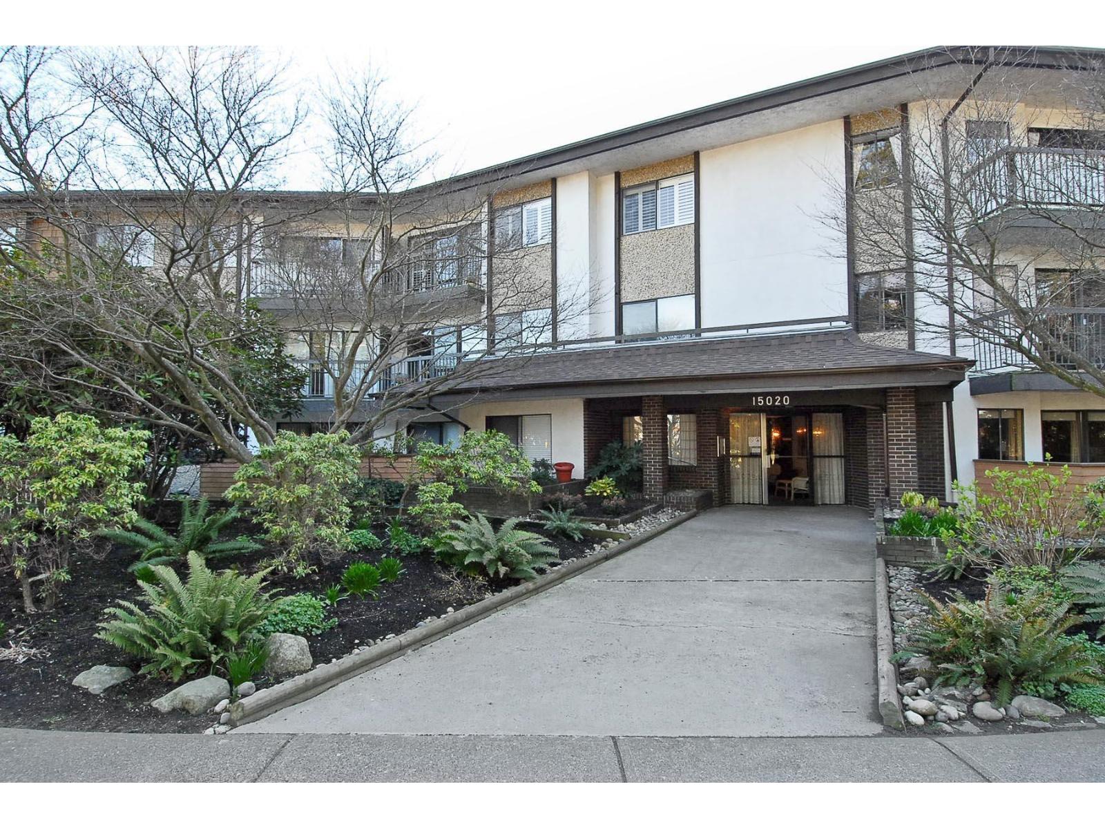 118 15020 NORTH BLUFF ROAD, White Rock