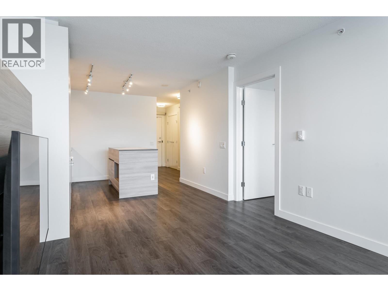 1310 988 QUAYSIDE DRIVE, New Westminster