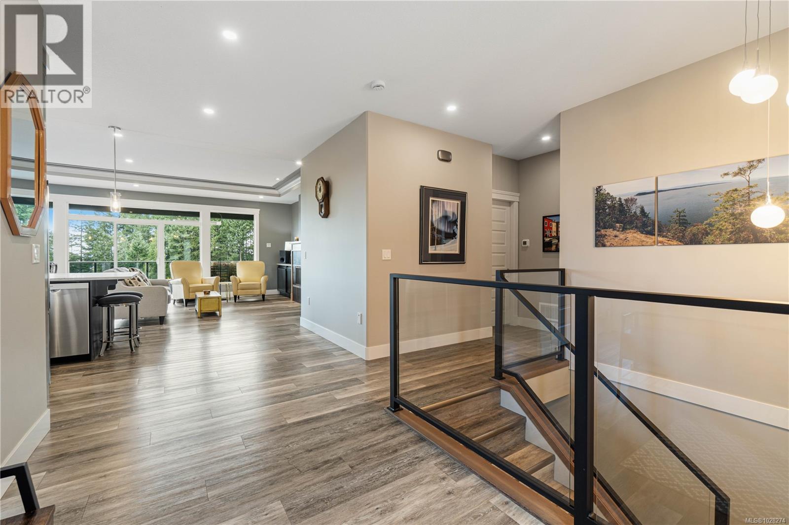 916 HANINGTON RD - 30