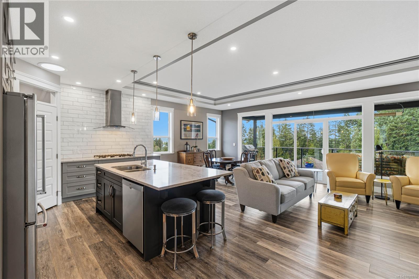 916 HANINGTON RD - 5