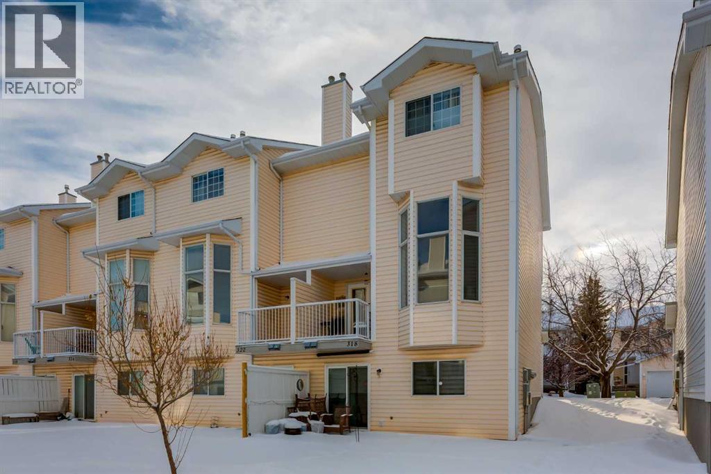 Single Family House 4 Level for Sale in  Hawkstone Manor NW Hawkwood Calgary 