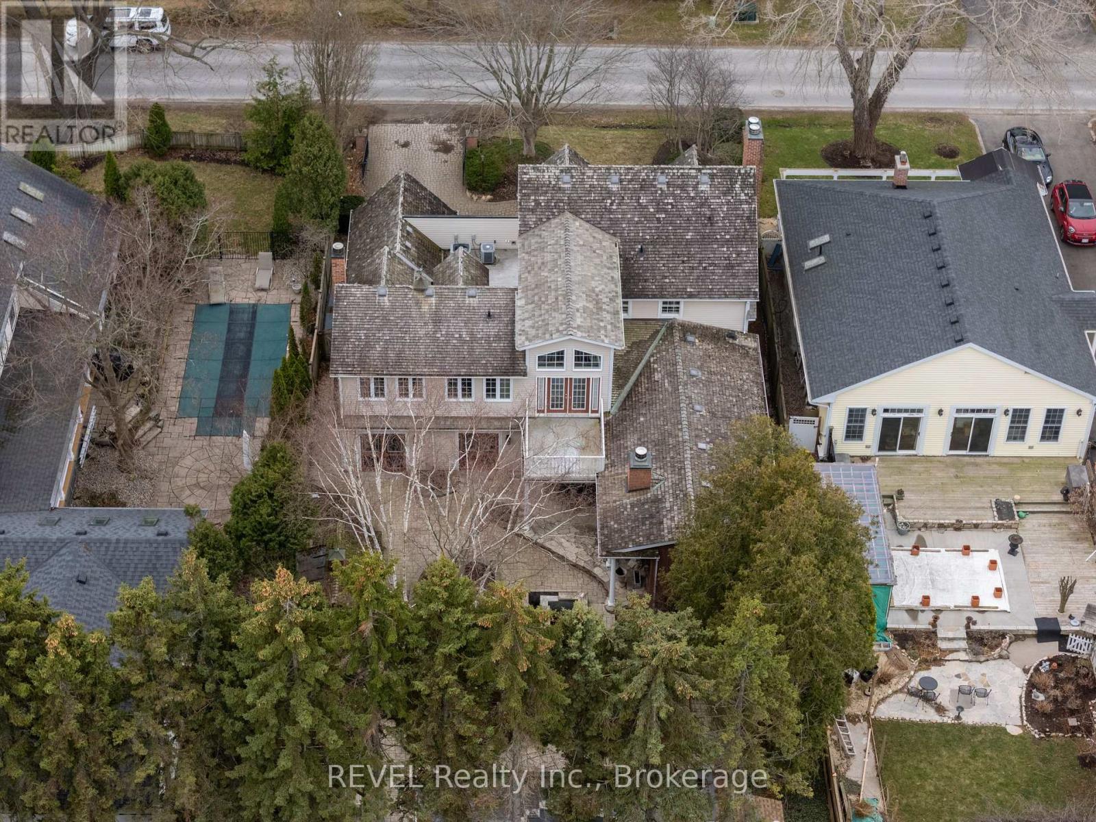 209 JOHN STREET - 46