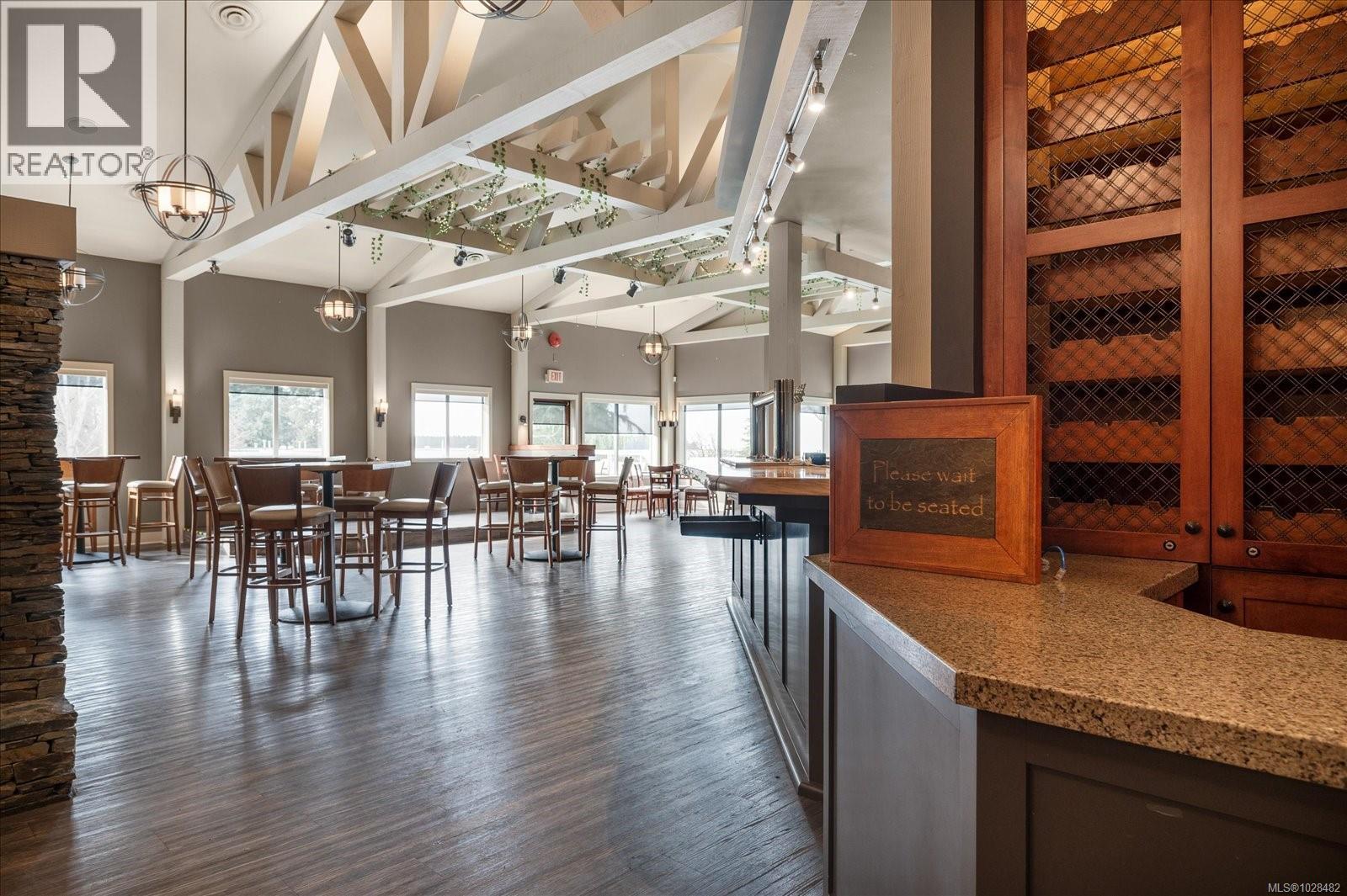 1 1600 Stroulger Rd, Nanoose Bay