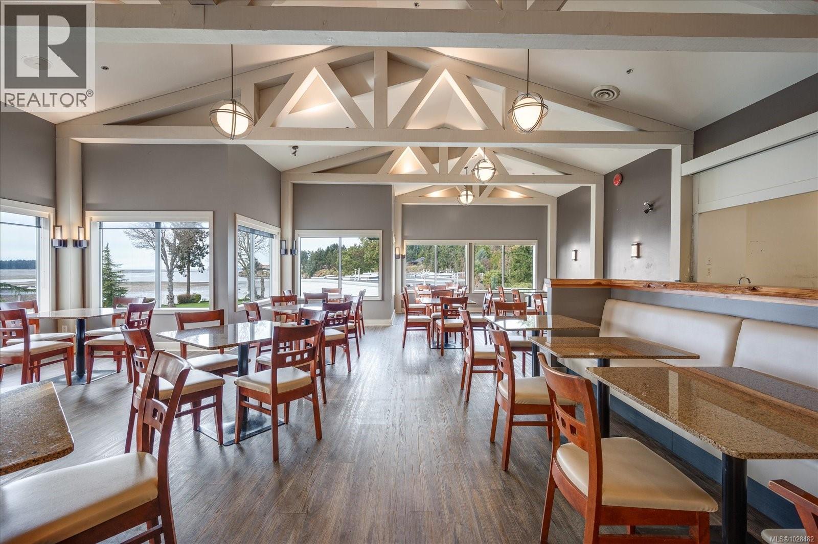 1 1600 Stroulger Rd, Nanoose Bay