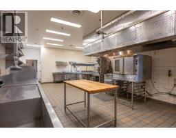 1 1600 Stroulger Rd, Nanoose Bay, BC V9P9B7 Photo 6