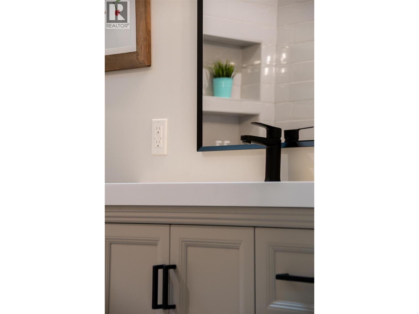 104 26TH AVENUE N - 14