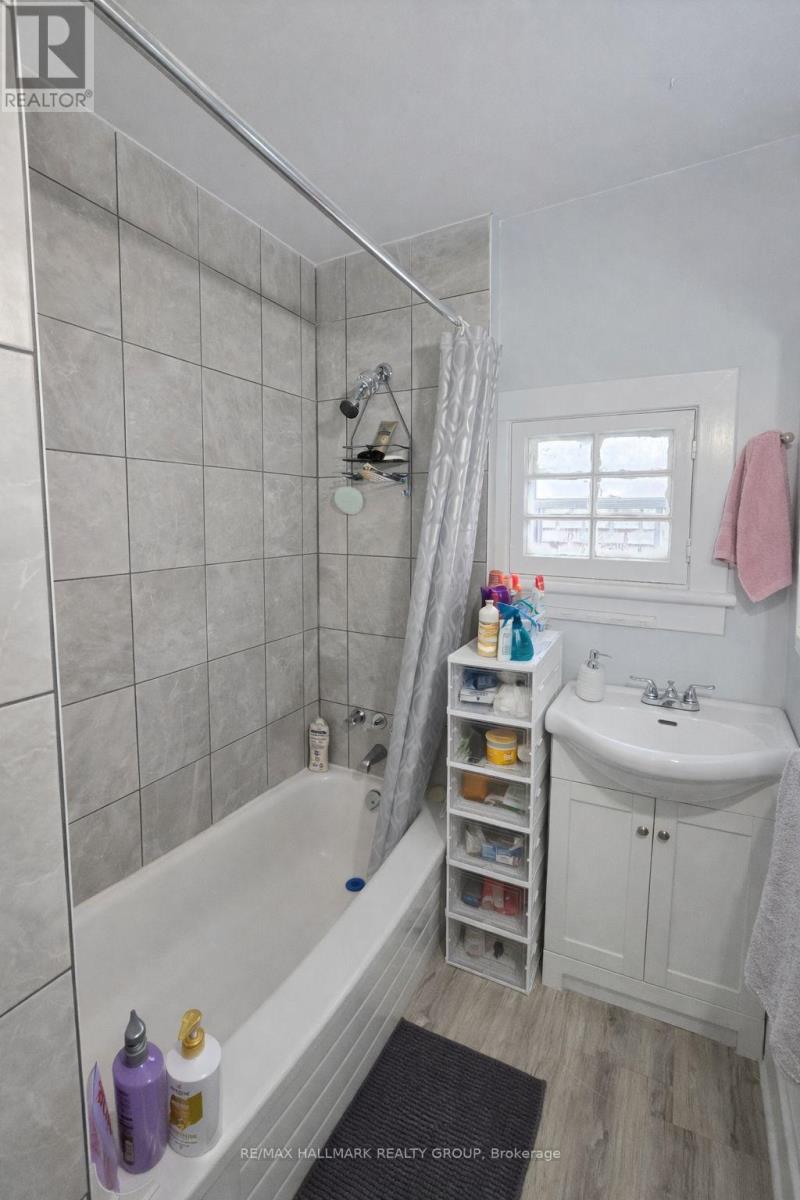 514 BAY STREET — photo 24