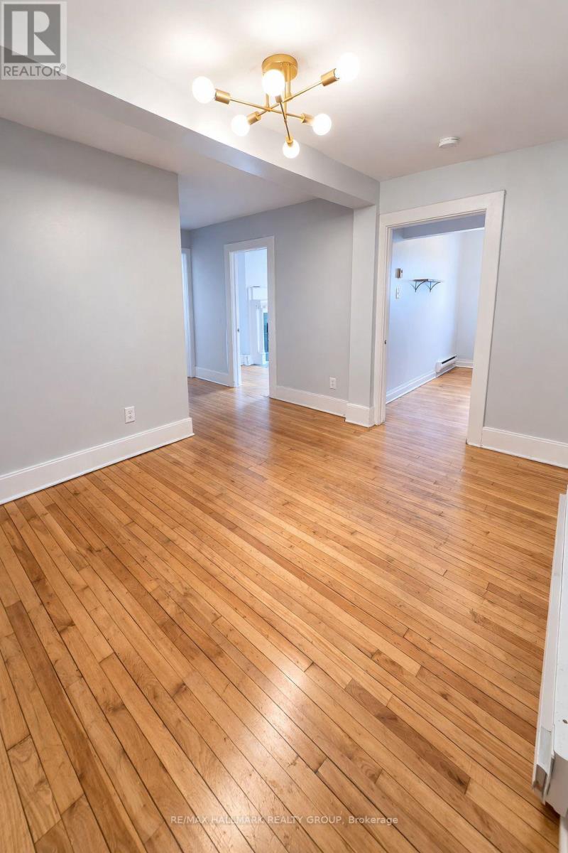 514 BAY STREET - 4