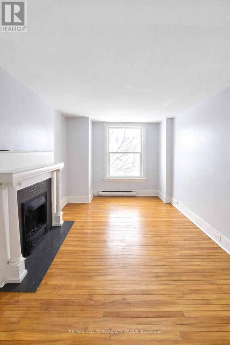 514 BAY STREET - 5