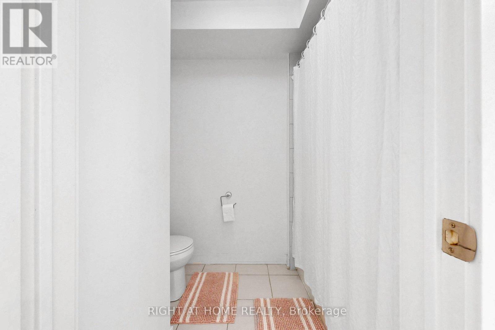 7 SELFRIDGE WAY - 24