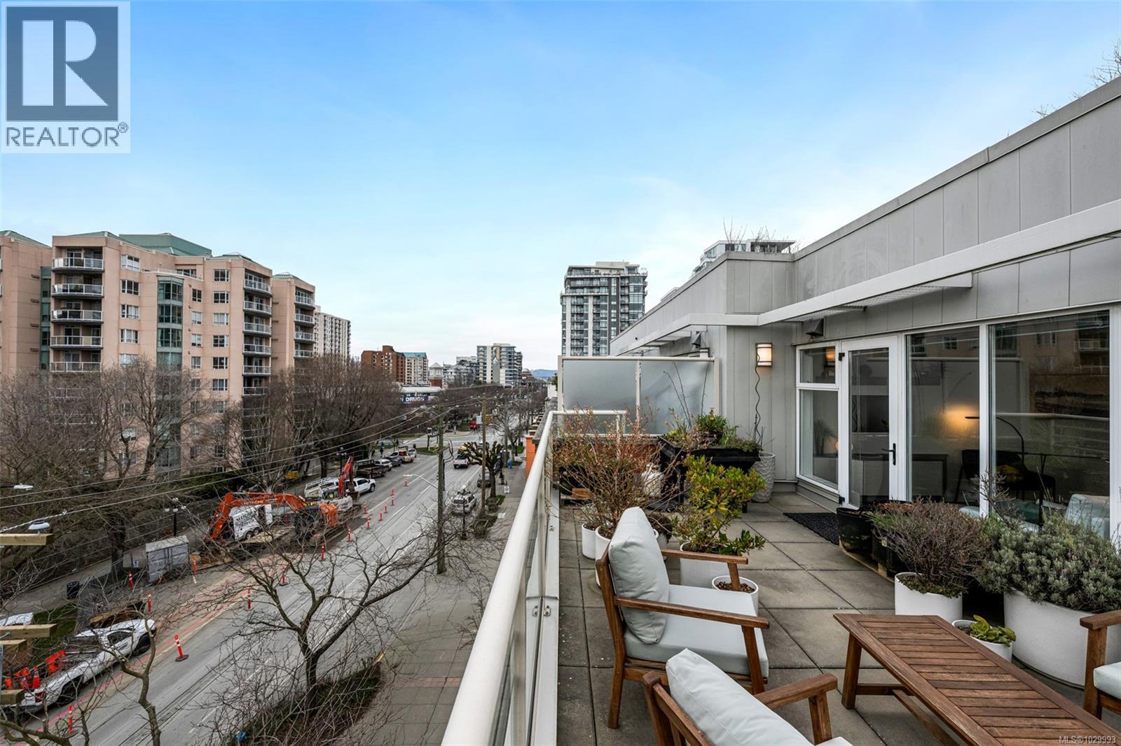 #509 1030 YATES ST - 13