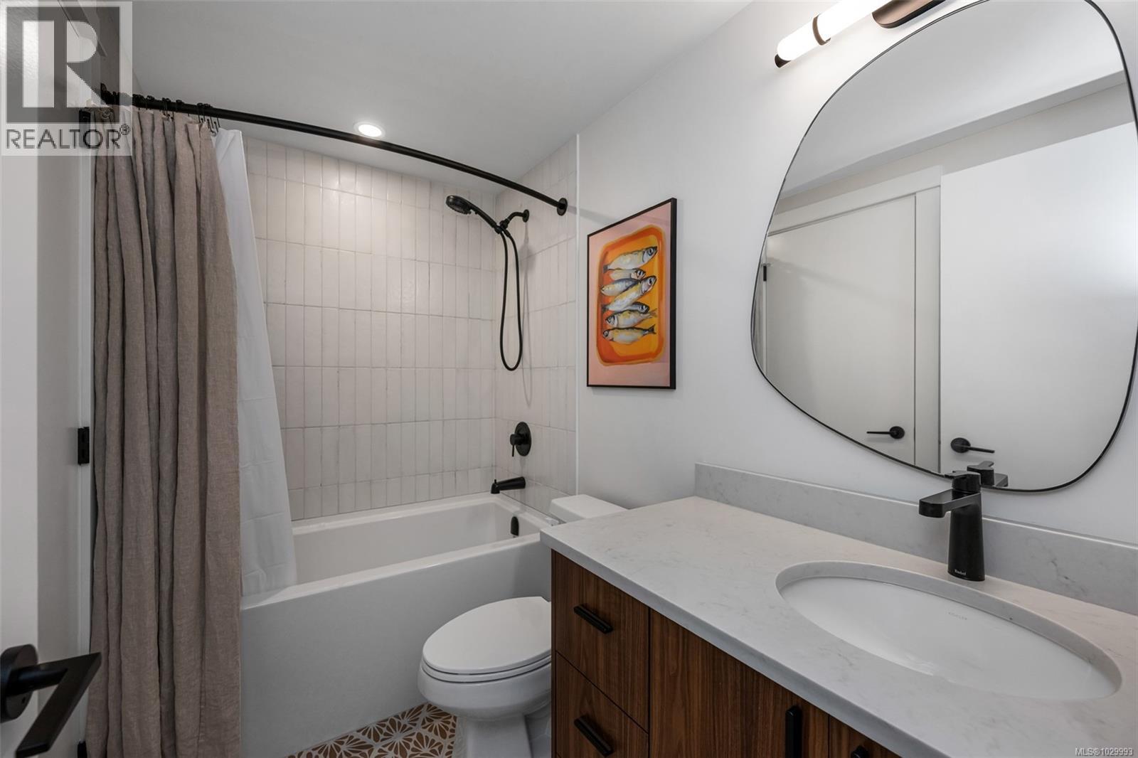 #509 1030 YATES ST - 16