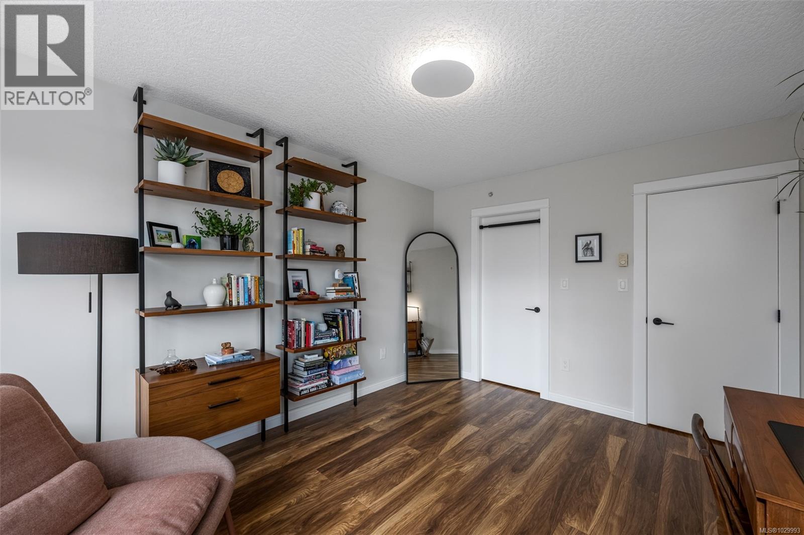 #509 1030 YATES ST - 26