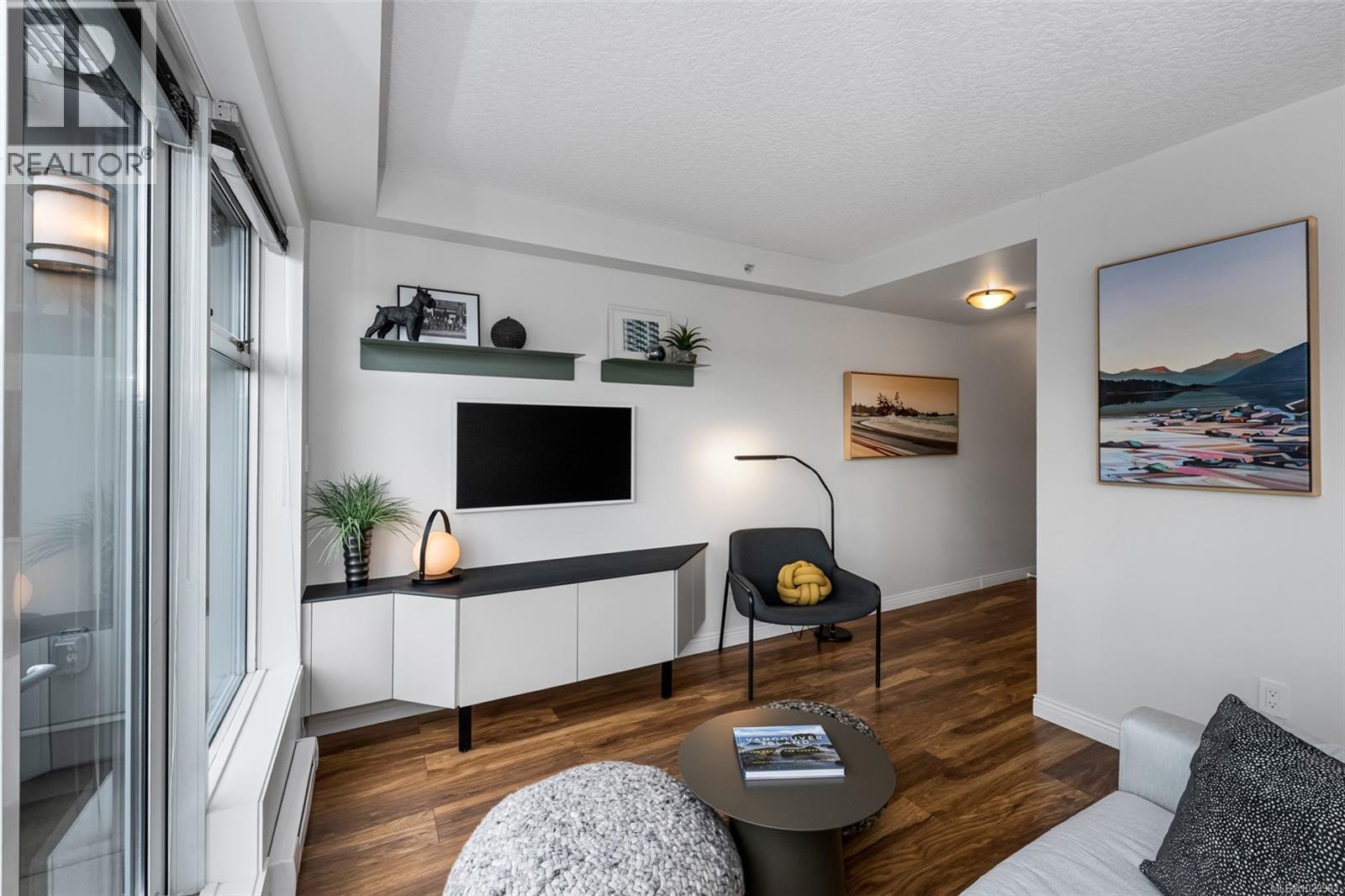 #509 1030 YATES ST - 6