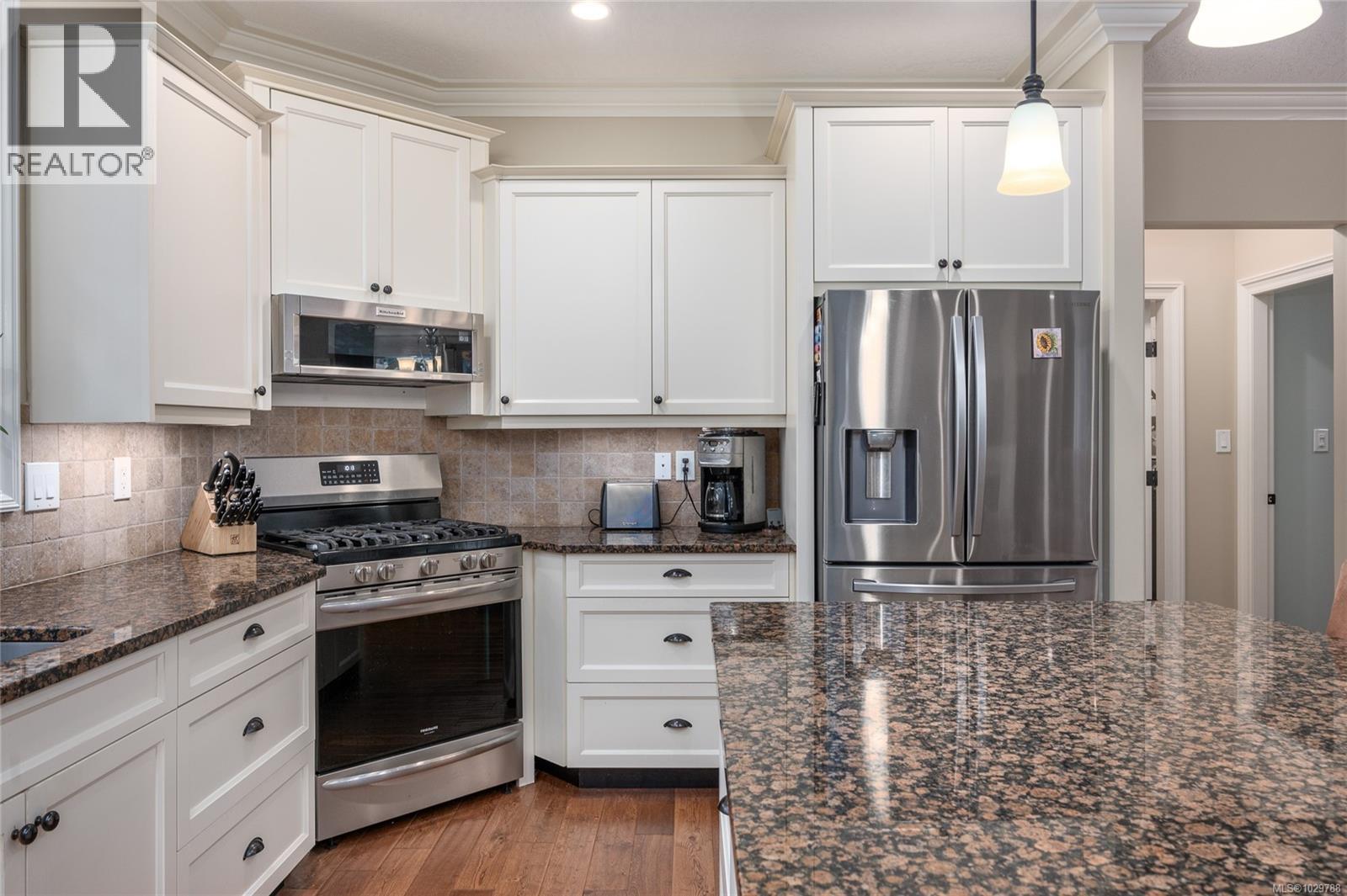 3936 CREEKSIDE DR - 12