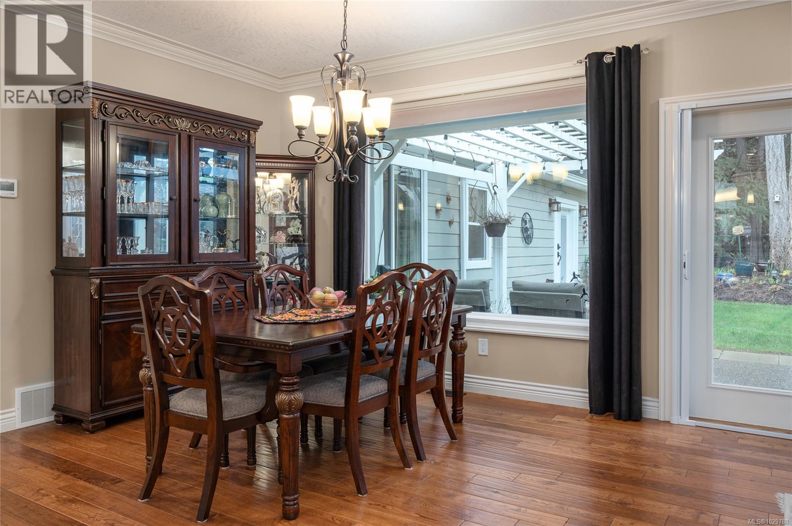 3936 CREEKSIDE DR - 7