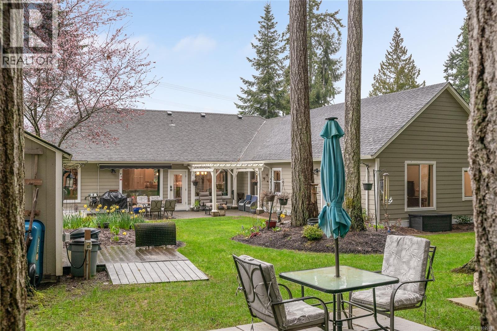 3936 CREEKSIDE DR - 9