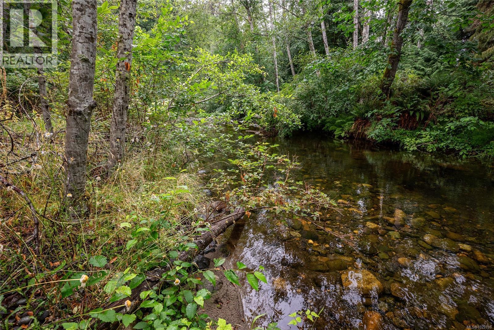 3936 CREEKSIDE DR - 40