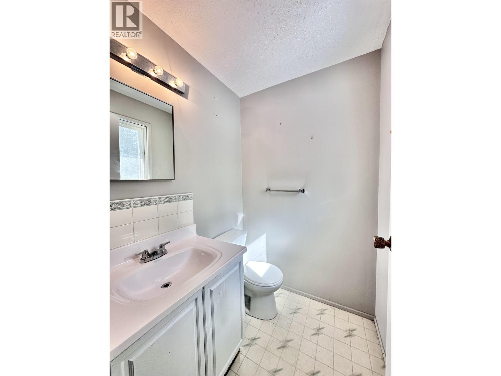 1155 14TH AVENUE - 6