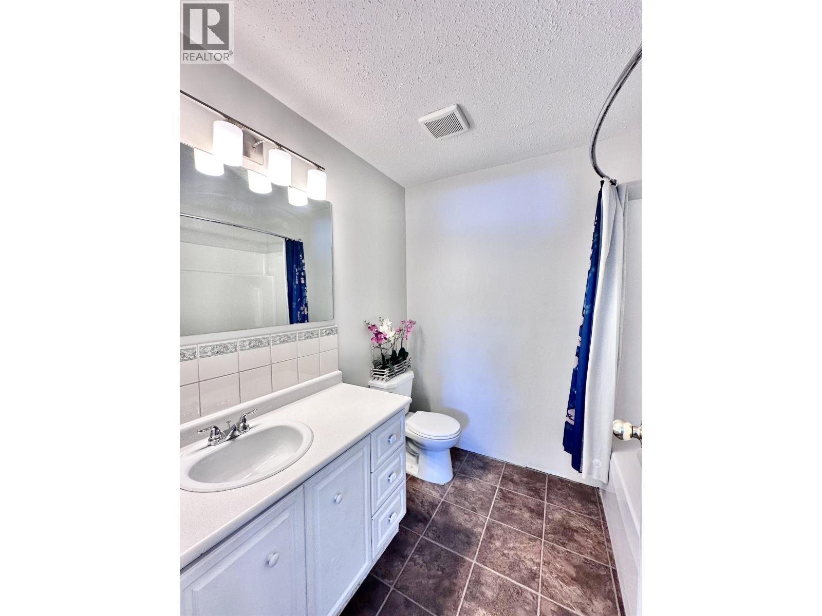 1155 14TH AVENUE - 9