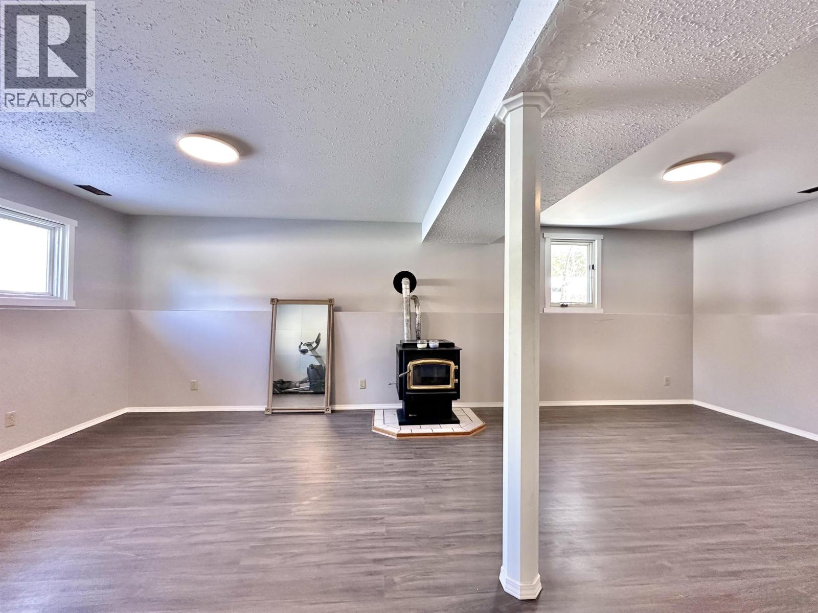 1155 14TH AVENUE - 10