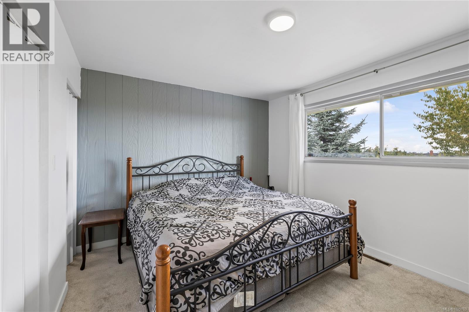 1968 ESTEVAN RD - 18