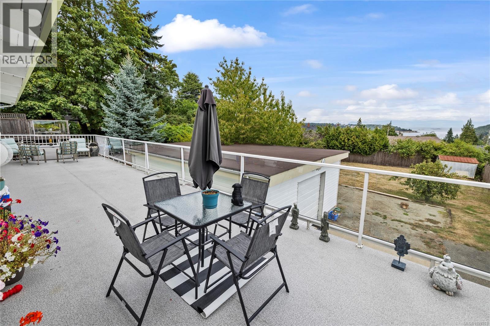 1968 ESTEVAN RD - 35