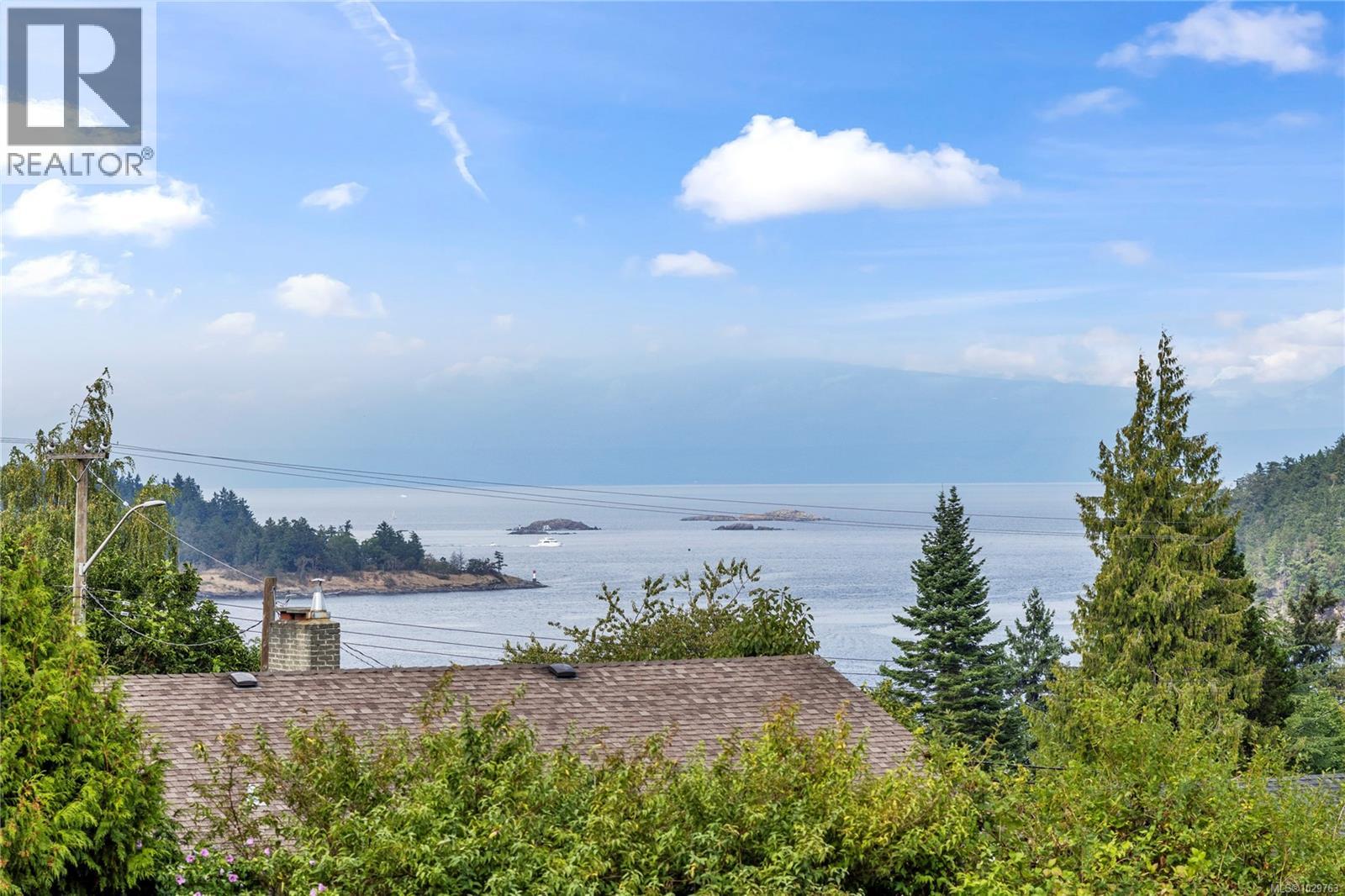 1968 ESTEVAN RD - 38