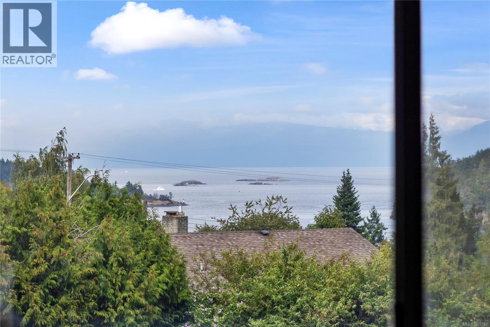 1968 ESTEVAN RD - 40