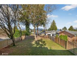 14085 114a Avenue, Surrey, BC V3R2N6 Photo 19
